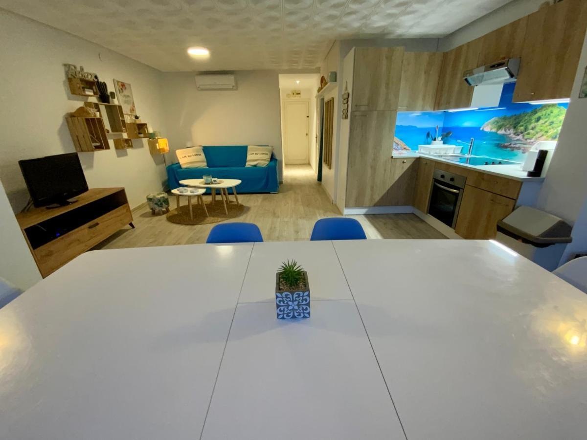 Magnifique Appartement En Front De Mer, Caneylles Roses Esterno foto