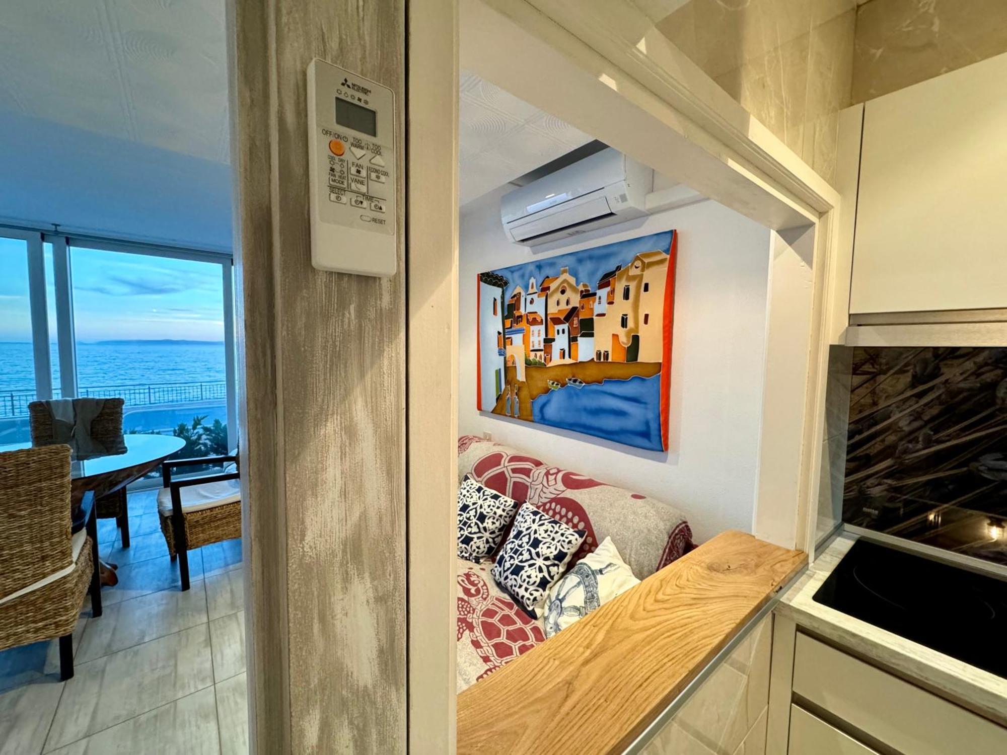 Magnifique Appartement En Front De Mer, Caneylles Roses Esterno foto